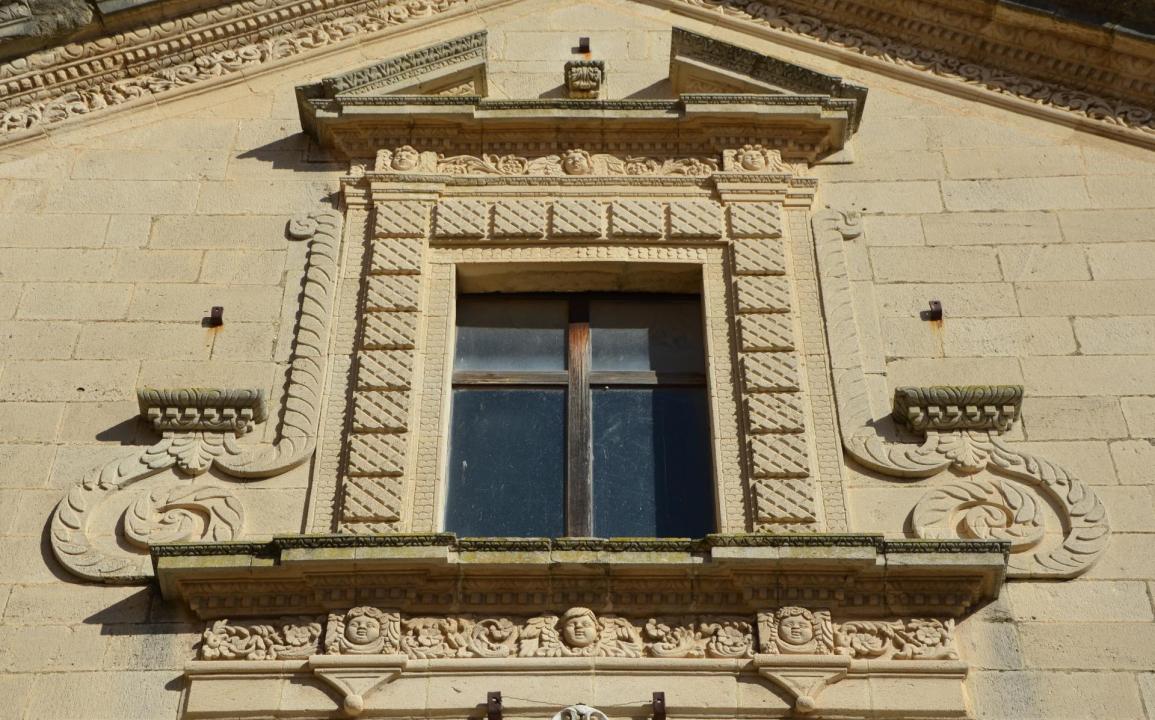 Finestrone Oratorio 