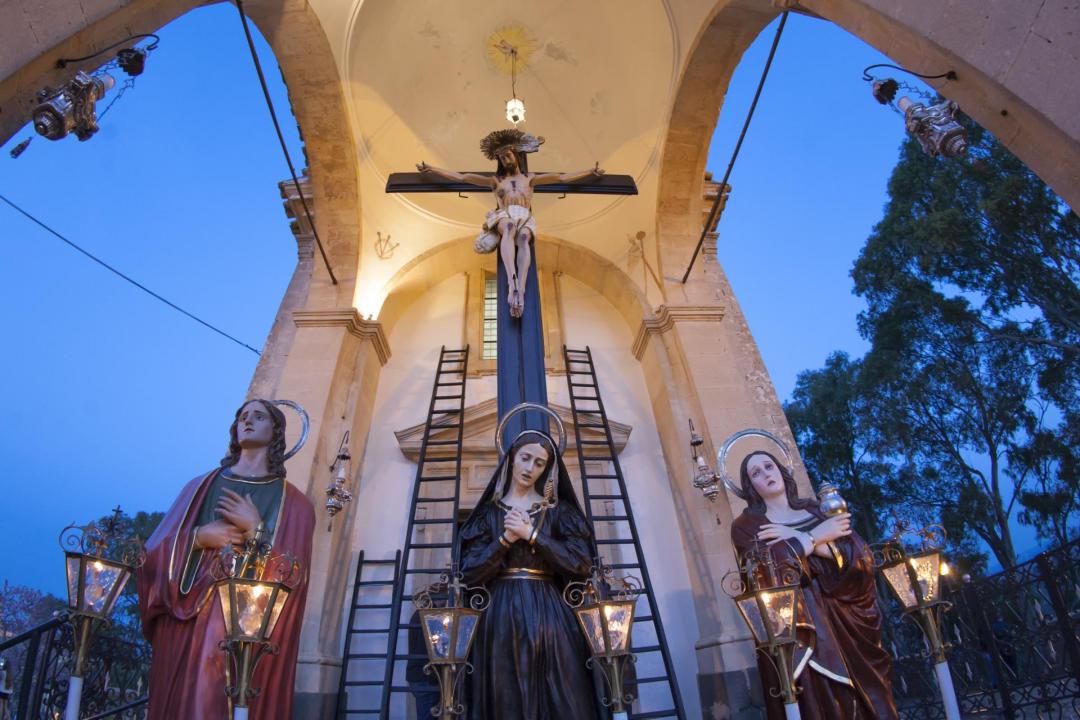Venerdì Santo, Crocifissione 