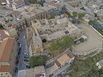 castello aragonese